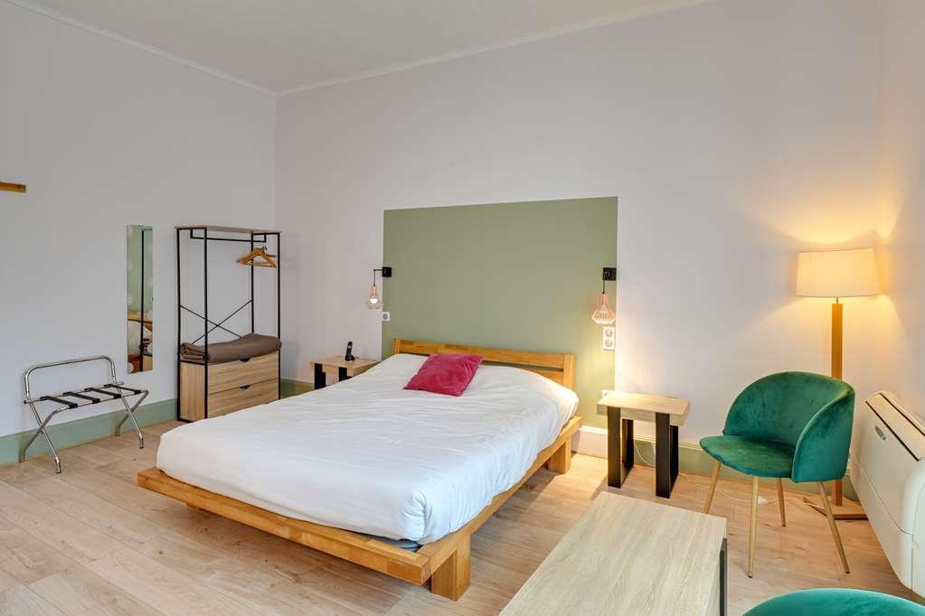 Brit Hotel Roanne - Le Grand Hotel חדר תמונה