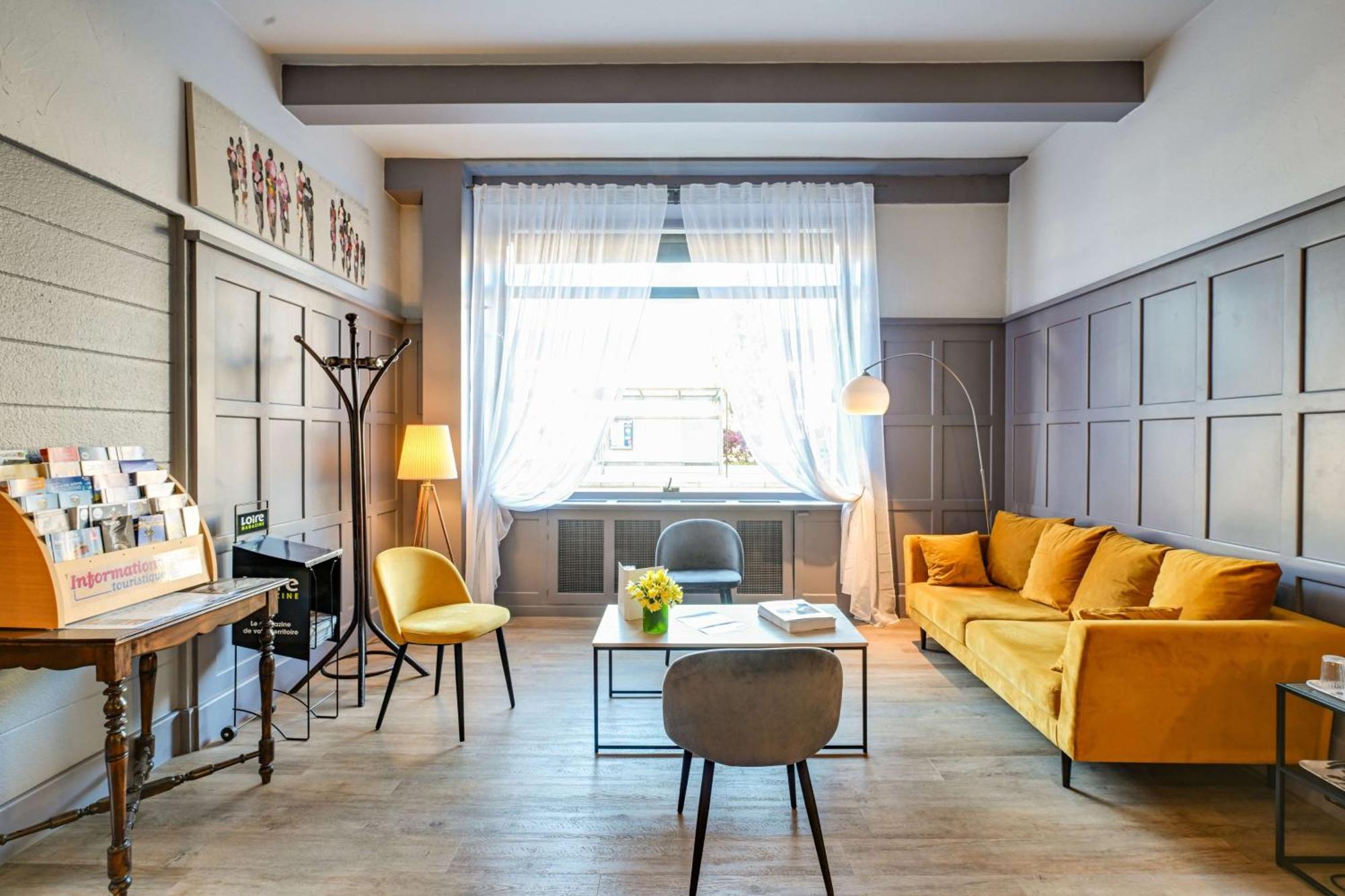 Brit Hotel Roanne - Le Grand Hotel מראה חיצוני תמונה