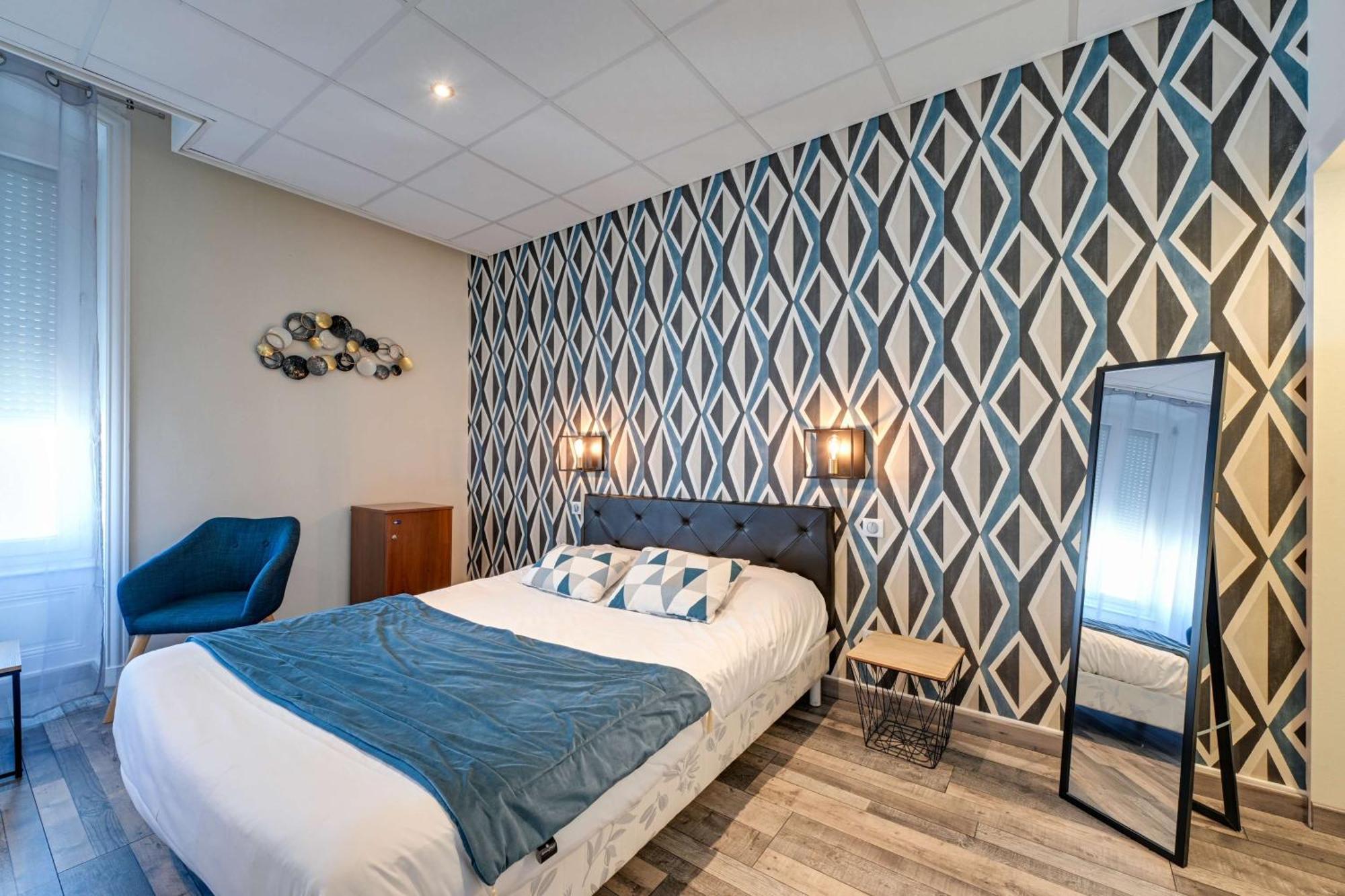 Brit Hotel Roanne - Le Grand Hotel מראה חיצוני תמונה
