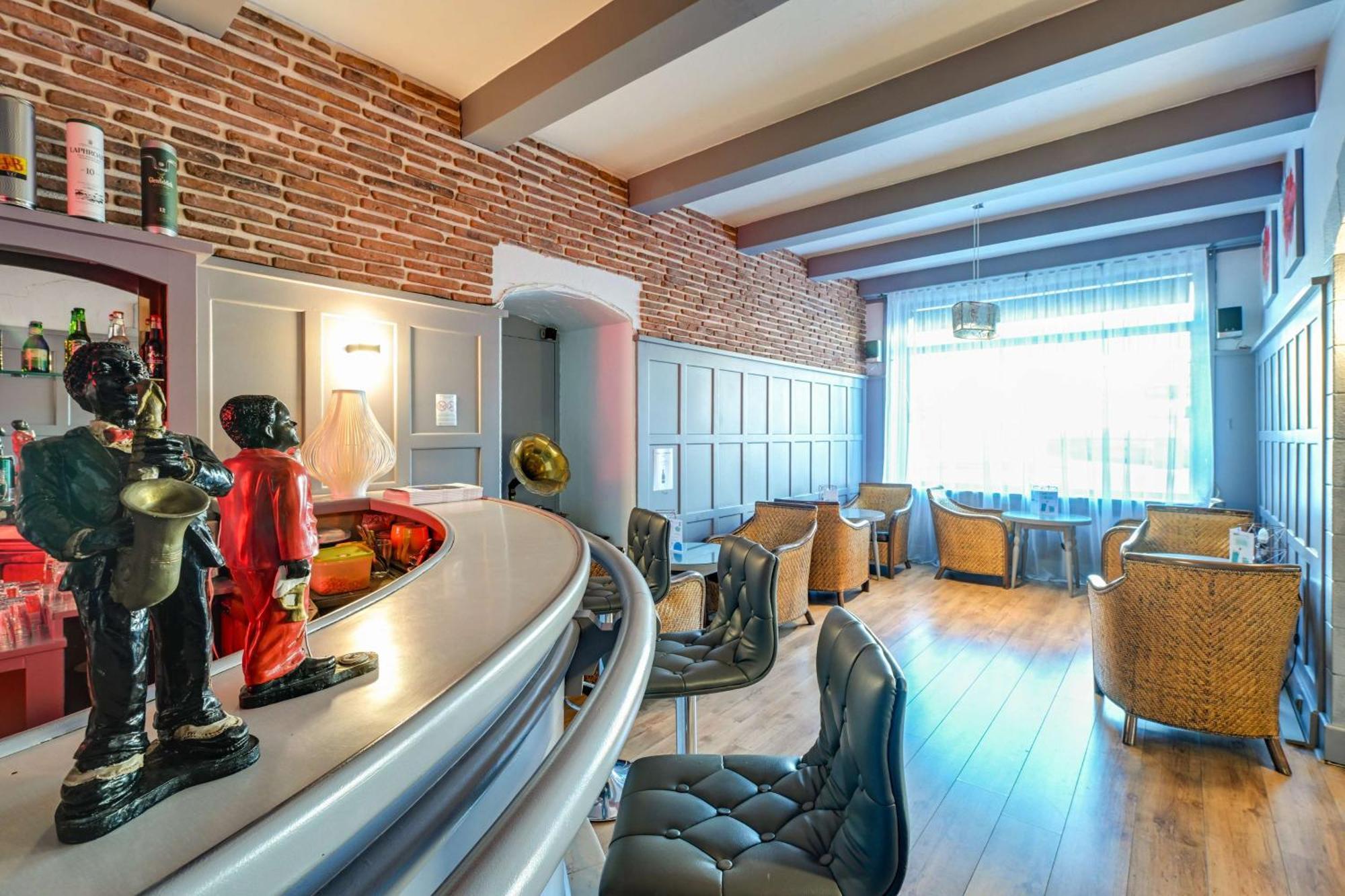 Brit Hotel Roanne - Le Grand Hotel מראה חיצוני תמונה