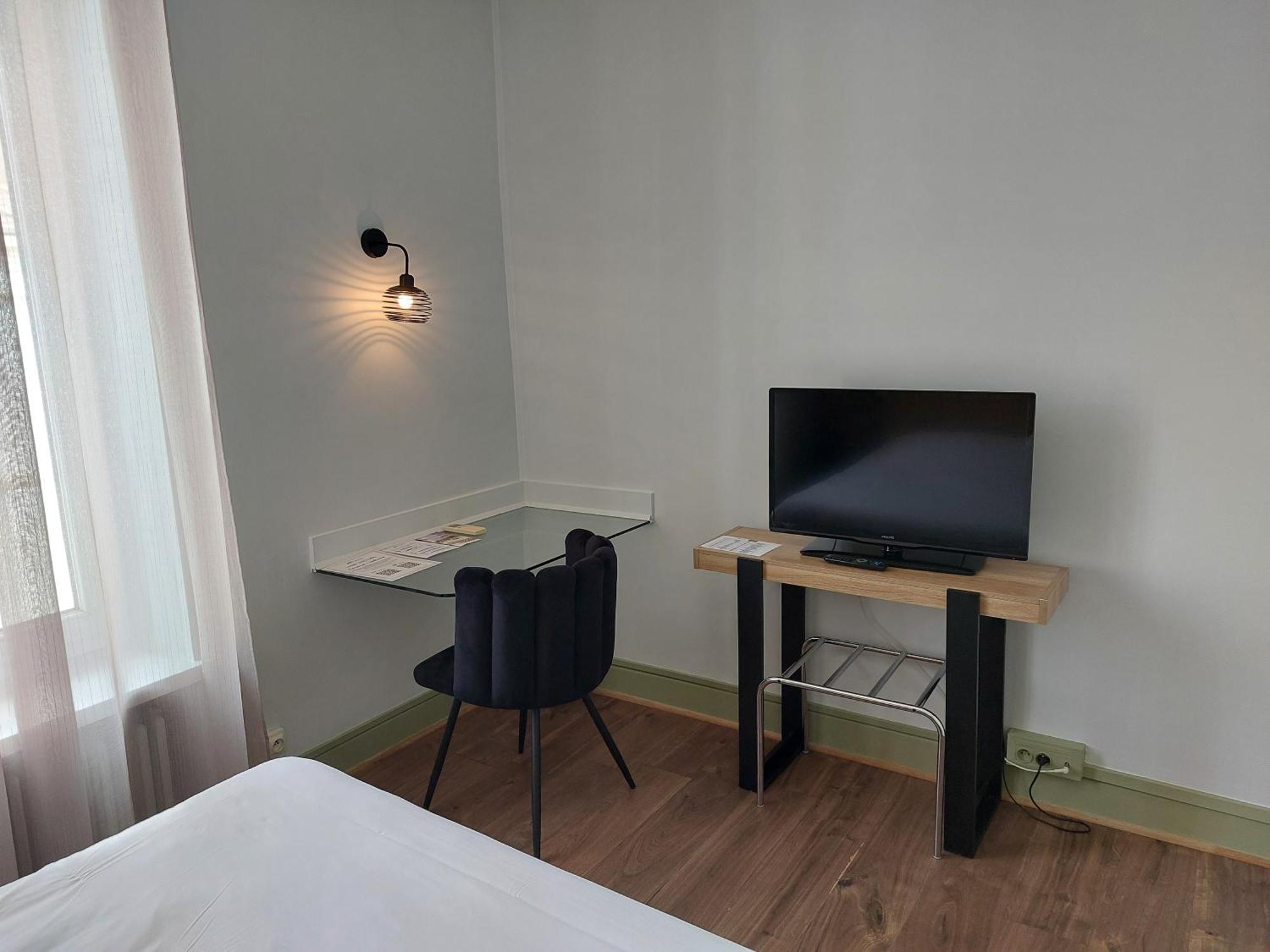 Brit Hotel Roanne - Le Grand Hotel מראה חיצוני תמונה