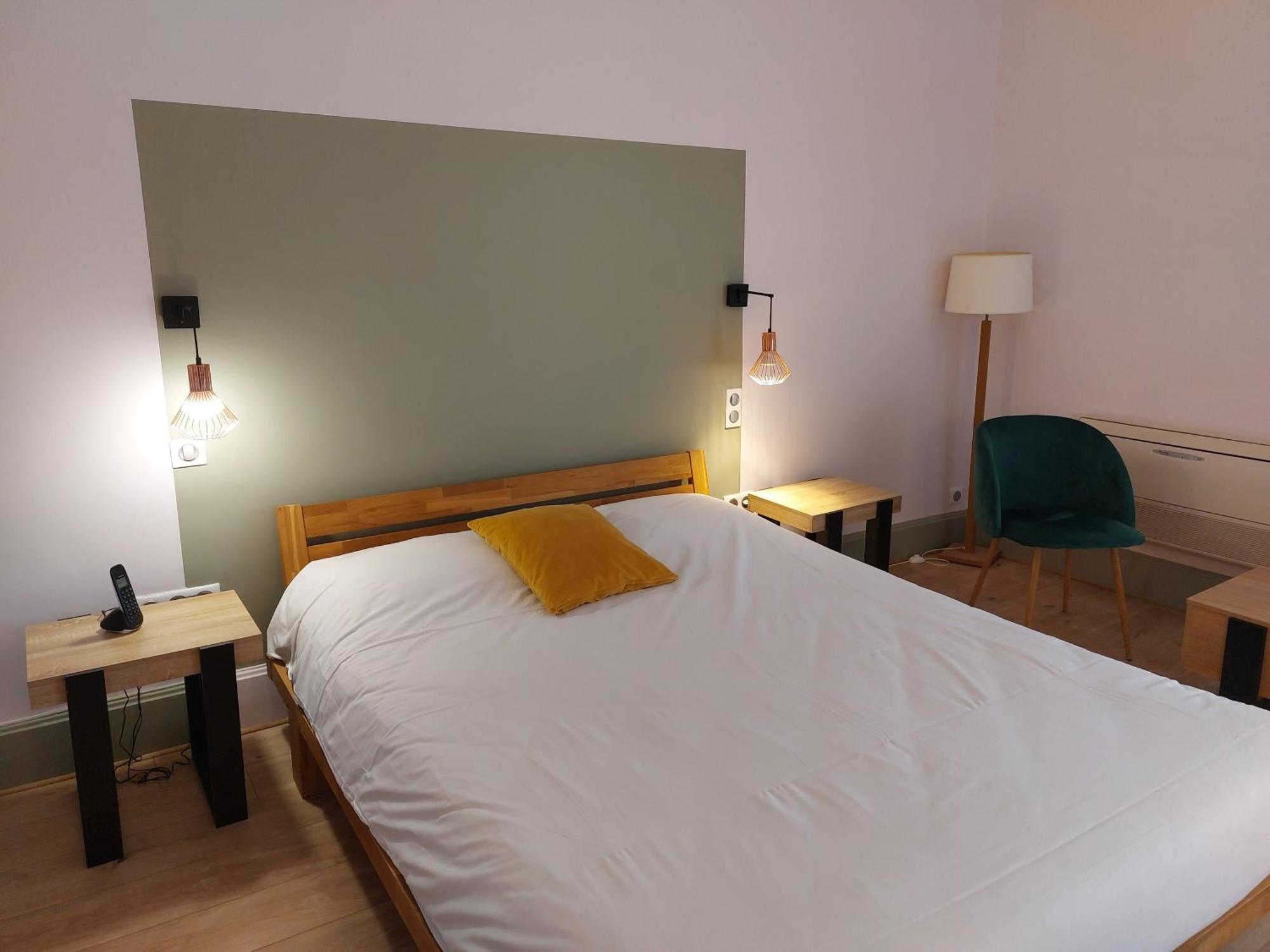 Brit Hotel Roanne - Le Grand Hotel מראה חיצוני תמונה