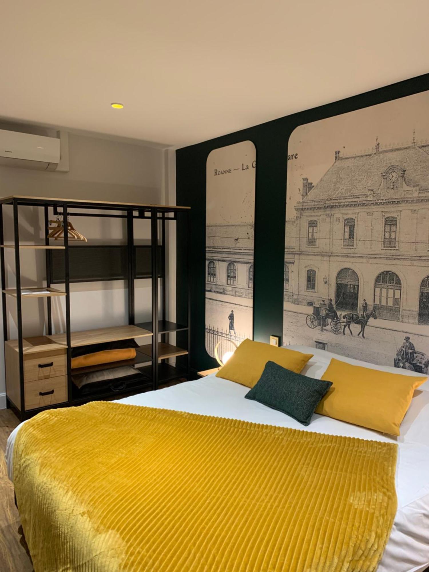 Brit Hotel Roanne - Le Grand Hotel מראה חיצוני תמונה