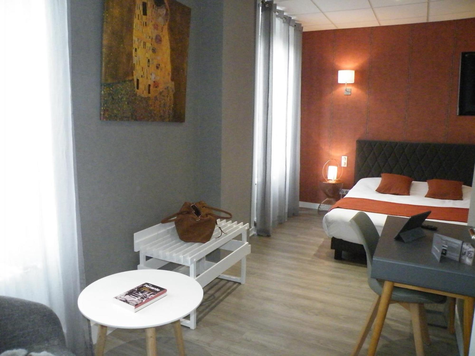 Brit Hotel Roanne - Le Grand Hotel מראה חיצוני תמונה